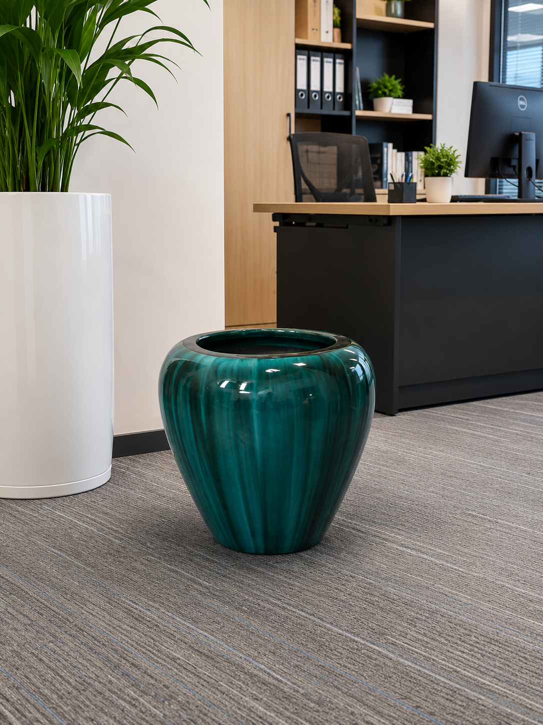 Regal Orb FRP Planter- Medium - Image